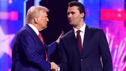 altText(Trump anuncia el fallecimiento del activista conservador Charlie Kirk tras ser baleado)}