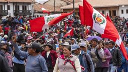 altText(Frente Amplio condenó violencia represiva desatada en Perú)}