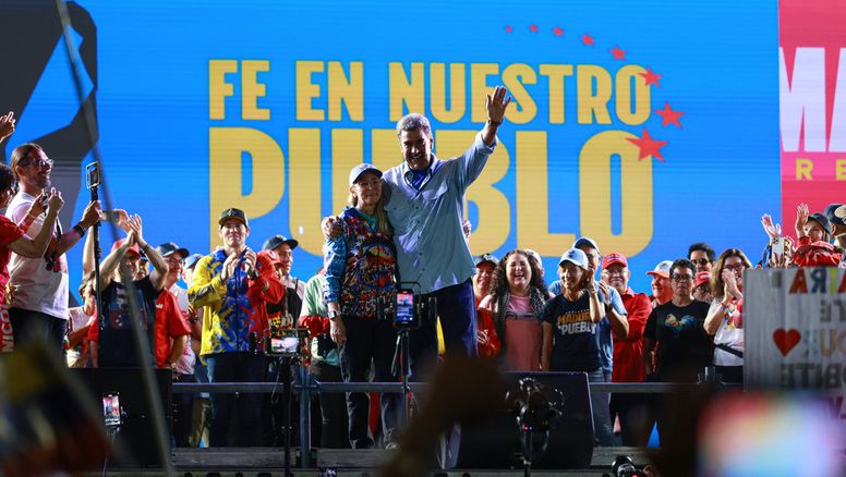 Venezuela crea una comisión especial para la liberación de Maduro y su esposa