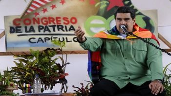 Maduro anunció que recolectará firmas contra la intervención militar y las mandará a la Casa Blanca.