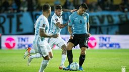 altText(Argentina le ganó a Uruguay en un partido parejo)}