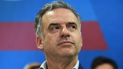 altText(Orsi respaldó la decisión tomada por Charles Carrera de renunciar a los fueros)}
