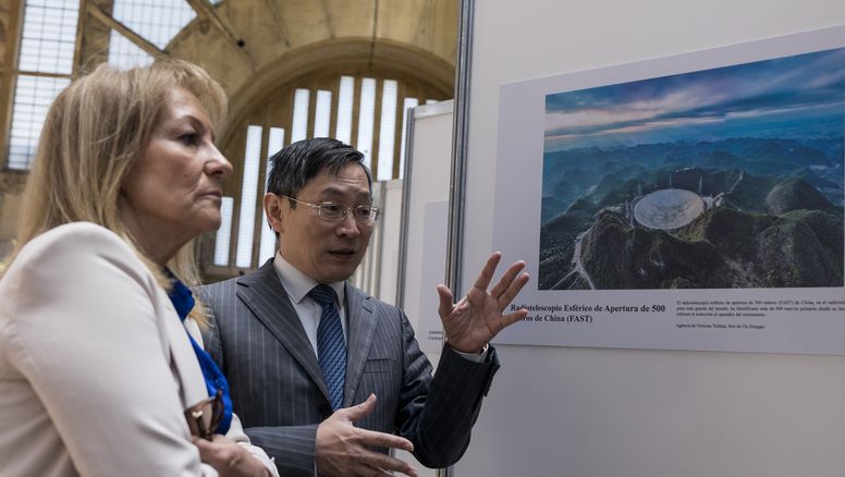 Innovación y cooperación: China exhibe sus avances científicos y tecnológicos en Uruguay