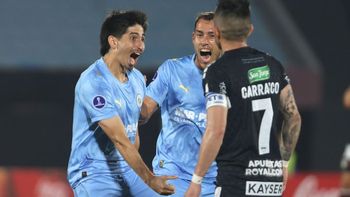 Montevideo City Torque goleó a Deportivo Riestra y clasificó a octavos de final