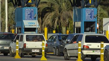Movilización en peajes de Pando y La Barra por convenios salariales