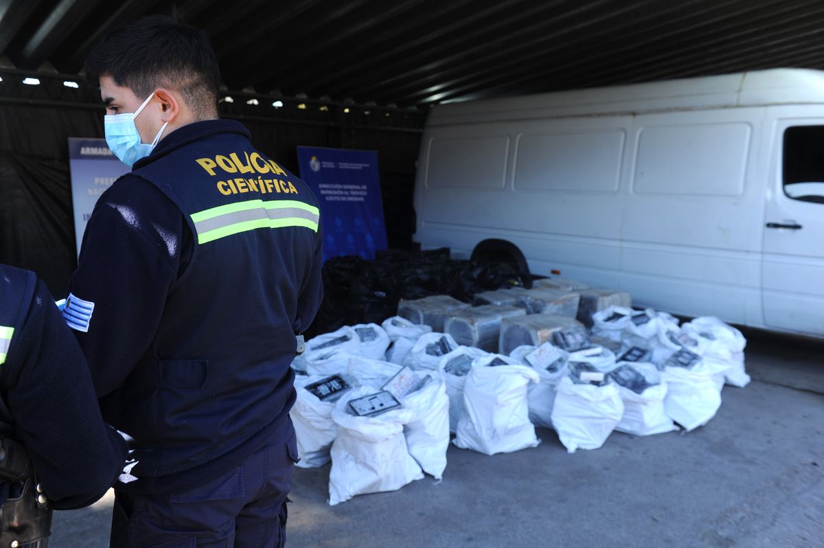 Pate de la droga incautada en Punta Espinillo.