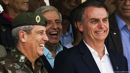 altText(Nota de asesor de Braga Netto revela que Bolsonaro quería quedarse en el poder tras derrota)}