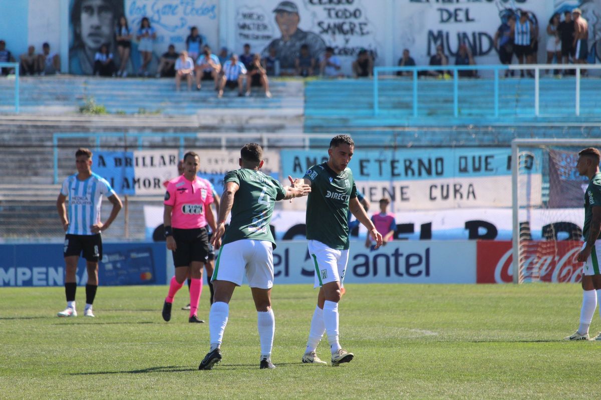 Cerro y Racing igualaron sin goles.