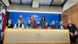 altText(Reforma jubilatoria: el FA se retiró de la Comisión Especial)}