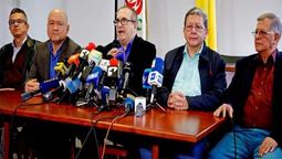 altText(Colombia: Partido Farc se despega del sector que retoma las armas)}