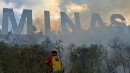 altText(Bomberos informó que incendio en zona serrana de Minas fue 