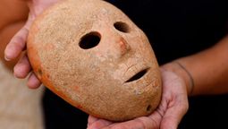 altText(Encuentran máscara de 9.000 años de antigüedad)}