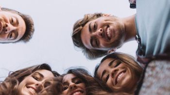 Algunas personas aparentan menos edad.