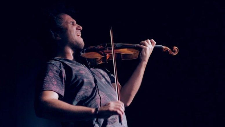 Federico Nathan y un viaje por el mundo sonoro de AllOne