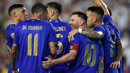 altText(Copa América: Argentina debutó con triunfo 2 a 0 ante Canadá)}