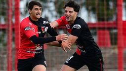 altText(Basáñez le ganó a Miramar y se alejó en la serie A)}