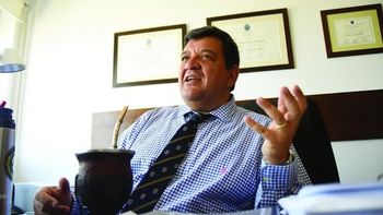 En su viaje a España Barrera se reunirá con el presidente del Madrid por Valverde