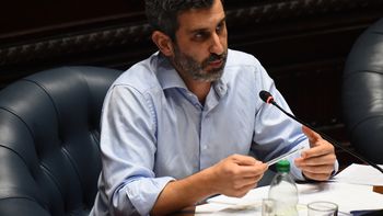 Caggiani explicó la marcha del Presupuesto en el Senado.