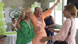 altText(Fiesta de trabajadores en el Barrio Peñarol)}