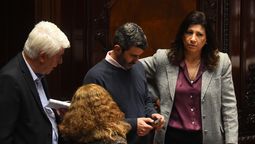 altText(Oficialismo y oposición acordaron postergar salvataje de la Caja Profesional)}