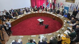 altText(El interior estuvo en Montevideo y presentó sus iniciativas para mejorar la vida de la gente)}