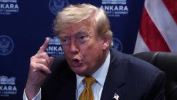 altText(Trump amenaza con bombardear a Omán tras alcanzar acuerdo con Irán sobre el estrecho de Ormuz)}