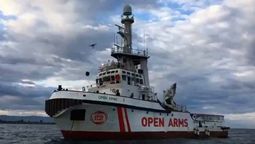 altText(EL OPEN ARMS en busca de un puerto seguro)}