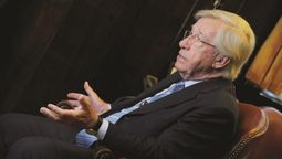 altText(Astori: «Planta de UPM y Ferrocarril Central impulsarán empleo, producción y exportaciones»)}