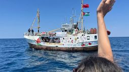 altText(Armada de Israel detiene a otro barco con activistas que se dirigían hacia Gaza)}