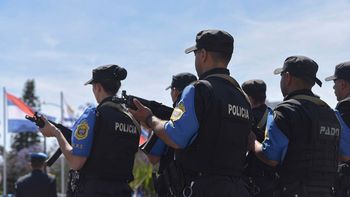 Funcionarios policiales recibirán ayuda del BROU para cancelar deudas