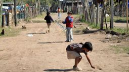 altText(¿Cómo resolver la pobreza infantil?: más transferencias, cuidados y vivienda)}