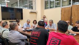 altText(Trabajadores de supermercados firmaron convenio colectivo que incluye recuperación salarial)}