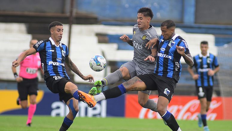 Liverpool sorprendió a Peñarol y le cortó el invicto