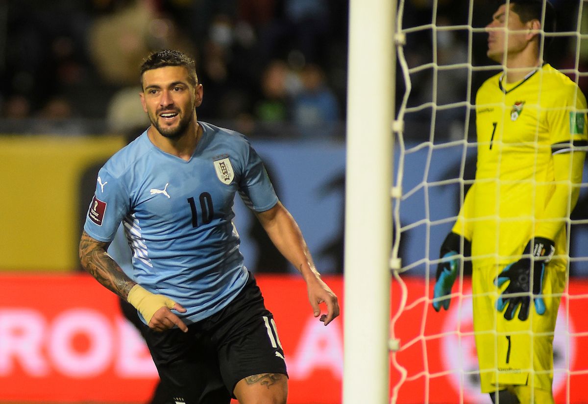 Giorgian De Arrascaeta y Ronald Araújo será baja en la selección uruguaya para los partidos ante Japón y Corea.