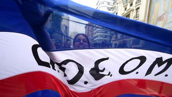 Asamblea de Adeom aprobó el nuevo convenio colectivo y se levanta conflicto