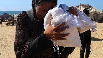 Al menos 23 palestinos que iban a buscar comida fueron asesinadas por Israel