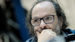 altText(El gobierno beneficia a empresarios mientras trabajadores pagan costo de la crisis)}