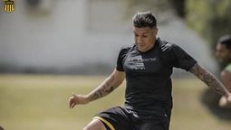 altText(Bravo sería el único de los que llegó que jugaría de titular)}