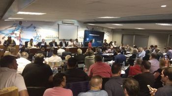 Habemus estatuto para los apocalípticos