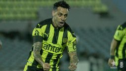 altText(Peñarol le ganó a Boston River desde los cambios)}