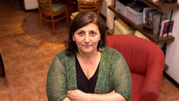 altText(«Es indignante que una víctima de abuso esté en lista de espera para recibir atención» )}