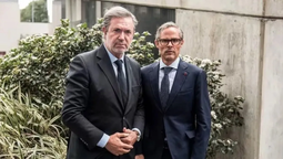 altText(Imputan a Foster Gillett y Guillermo Tofoni por lavado de activos: investigan a Rampla y a socio de la AUF)}