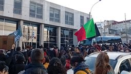 altText(Sindicato docente de Formación en Educación realiza un paro nacional este miércoles)}