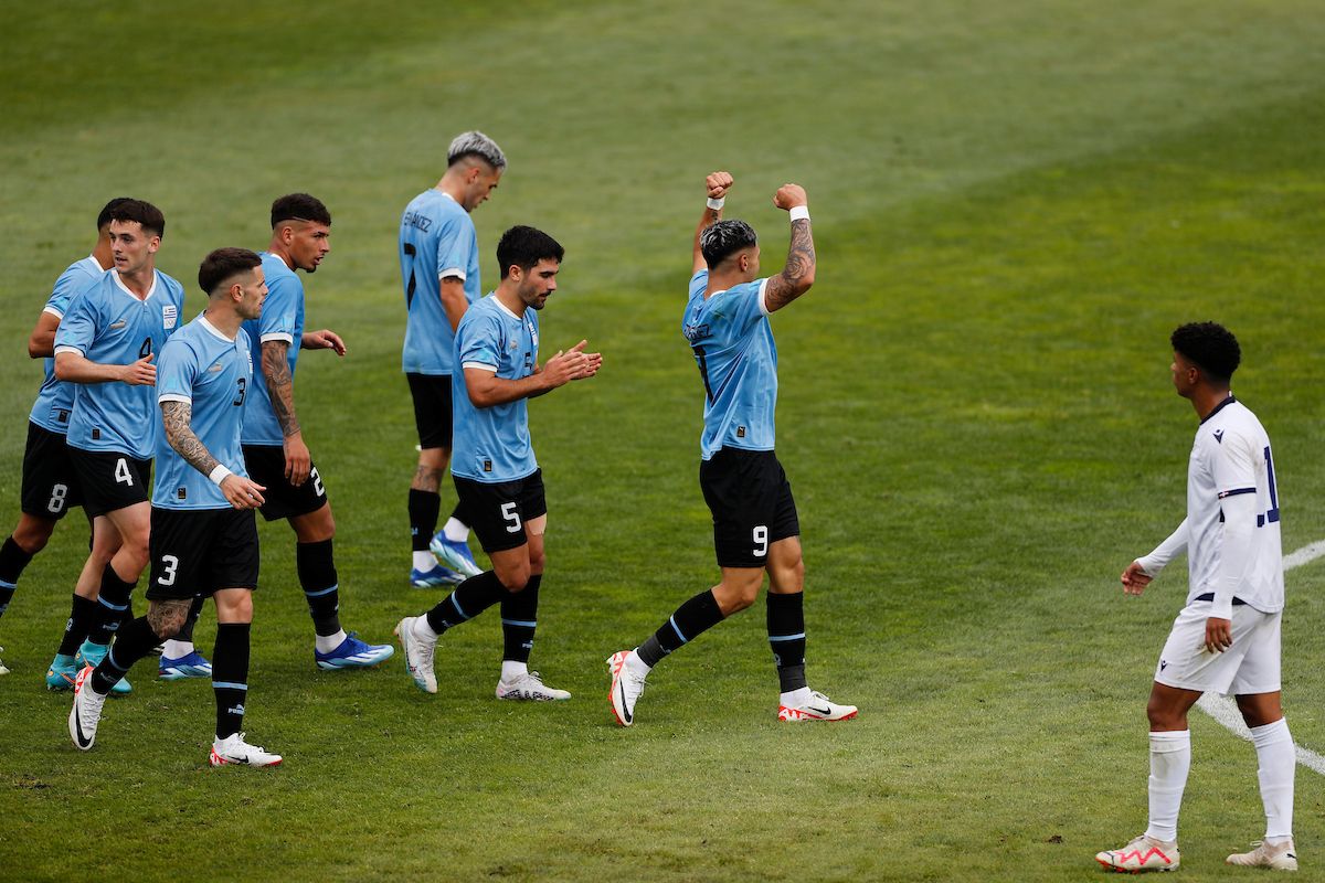 Debuta la selección uruguaya de fútbol en los Panamericanos: detalles del  partido y la actuación de los celestes - EL PAÍS Uruguay