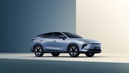 altText(OMODA-JAECOO lanza la preventa de la nueva SUV eléctrica OMODA E5 2027)}
