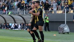 altText(Peñarol volvió a la victoria frente a Liverpool)}