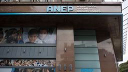 altText(Profesores jubilados rechazan sanciones a docentes)}