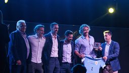 altText(Mutual reconoció a Forlán, Godin y Lugano como 