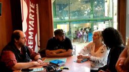 altText(Cosse participó de reunión con gremio de la música en su visita a la Criolla del Prado)}