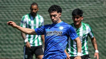 Racing y Cerro Largo por el Clausura.